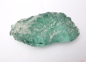 珠光溢彩，匠心獨運——淄博珠源玻璃工藝品廠優(yōu)質(zhì)彩色玻璃塊批發(fā)